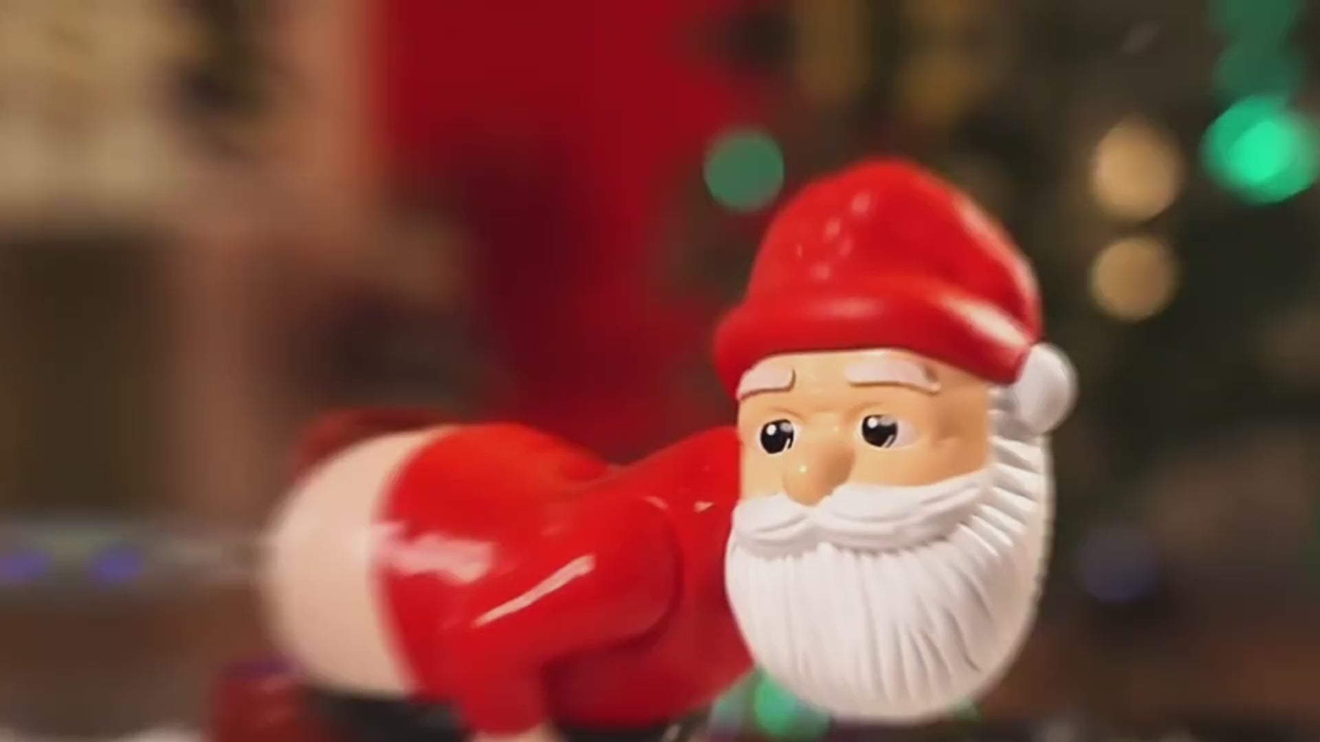 Bubble Blowing Santa blowing bubbles with music and lights